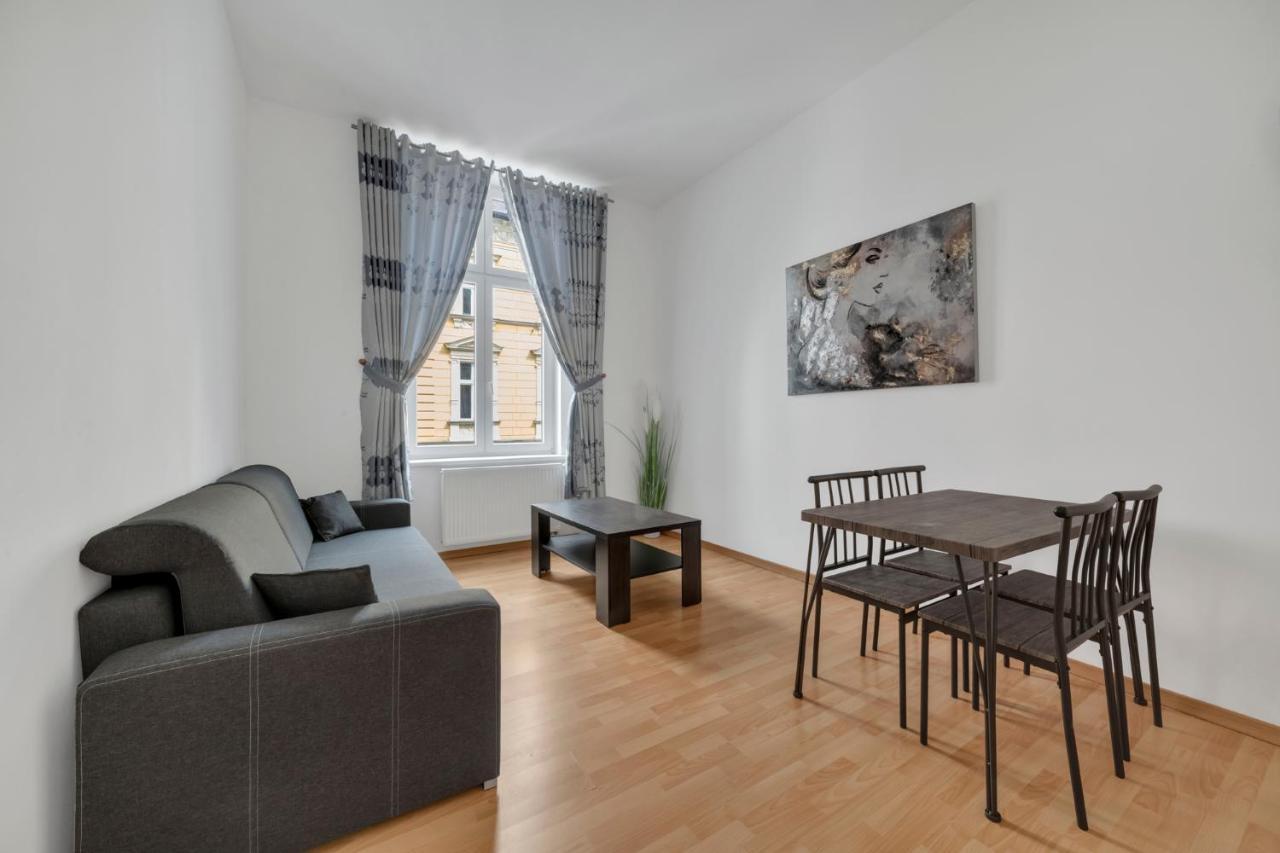 The Dante Apartments 1988, City Centre Egra  Extérieur photo